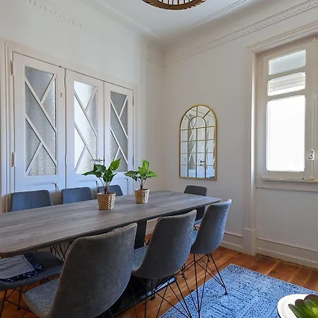 Guinea 19 By Interhome * リスボン