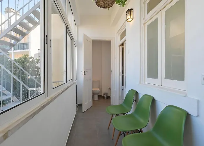 Guinea 19 By Interhome アパート リスボン