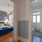 Guinea 19 By Interhome Lisbon