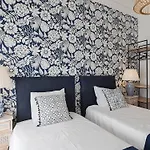 Guinea 19 By Interhome Lisbon