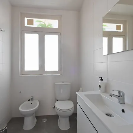 Apartment Guinea 19 By Interhome Lisbon